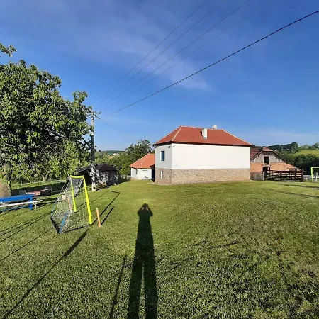 Domacinstvo Pajovic Vikendica Gornji Milanovac