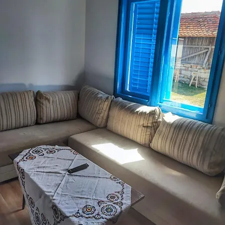 Domacinstvo Pajovic Vikendica Gornji Milanovac